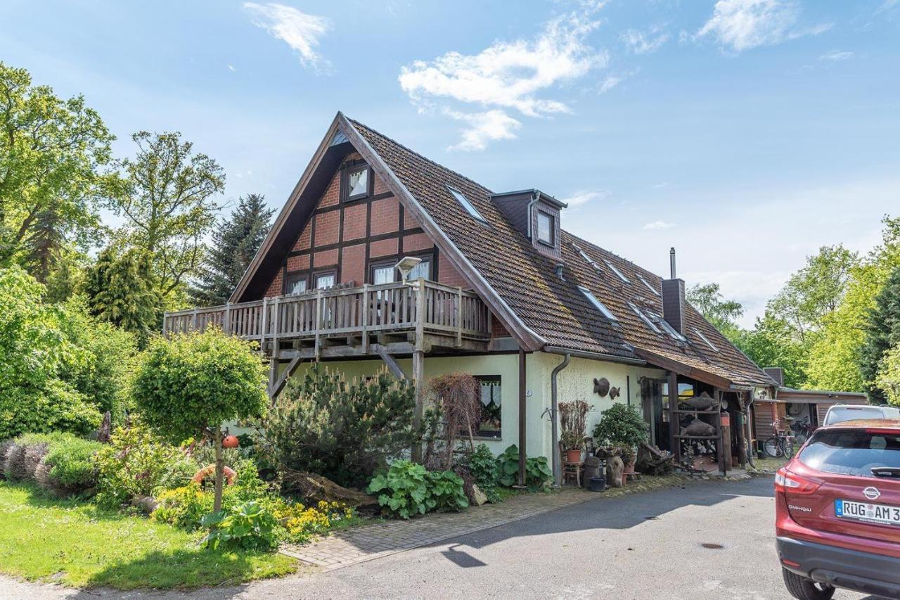 3-R-Ferienwohnung-Fuer-3-Personen-In-Schaprode-Auf-Ruegen-Zi4 Экстерьер фото